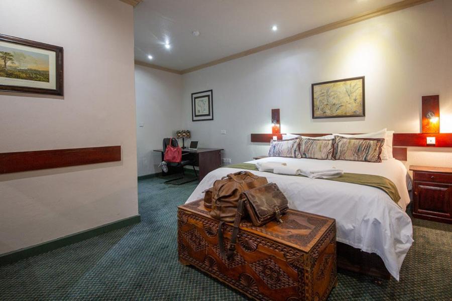 Diggers Inn Francistown Exterior foto