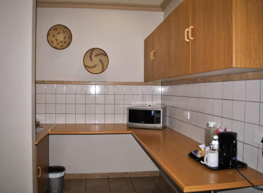 Diggers Inn Francistown Exterior foto