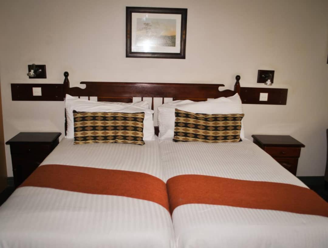 Diggers Inn Francistown Exterior foto