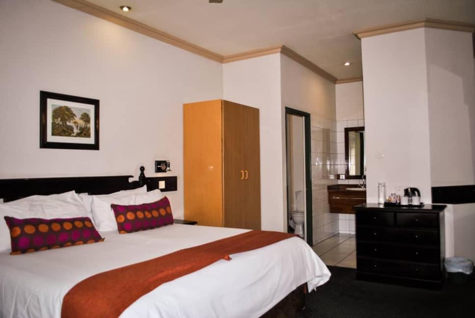 Diggers Inn Francistown Exterior foto